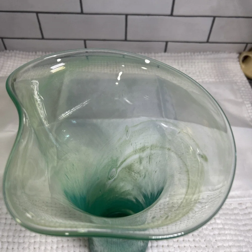 Vintage MCM Hand Blown Art Glass Vase Polished Pontil Mark Green Swirl 10.5 in